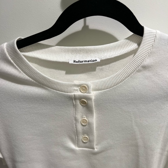 Reformation T-shirt - Picture 3 of 3